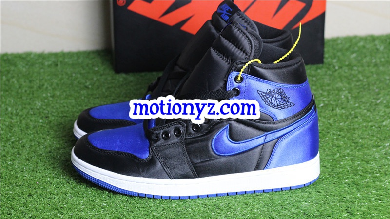 Authentic Air Jordan 1 OG High Royal Satin